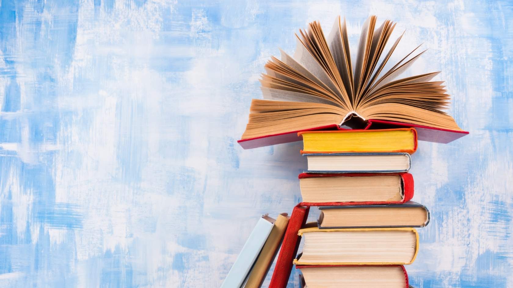 20 Product Marketing Books Every Product Marketer Must Read