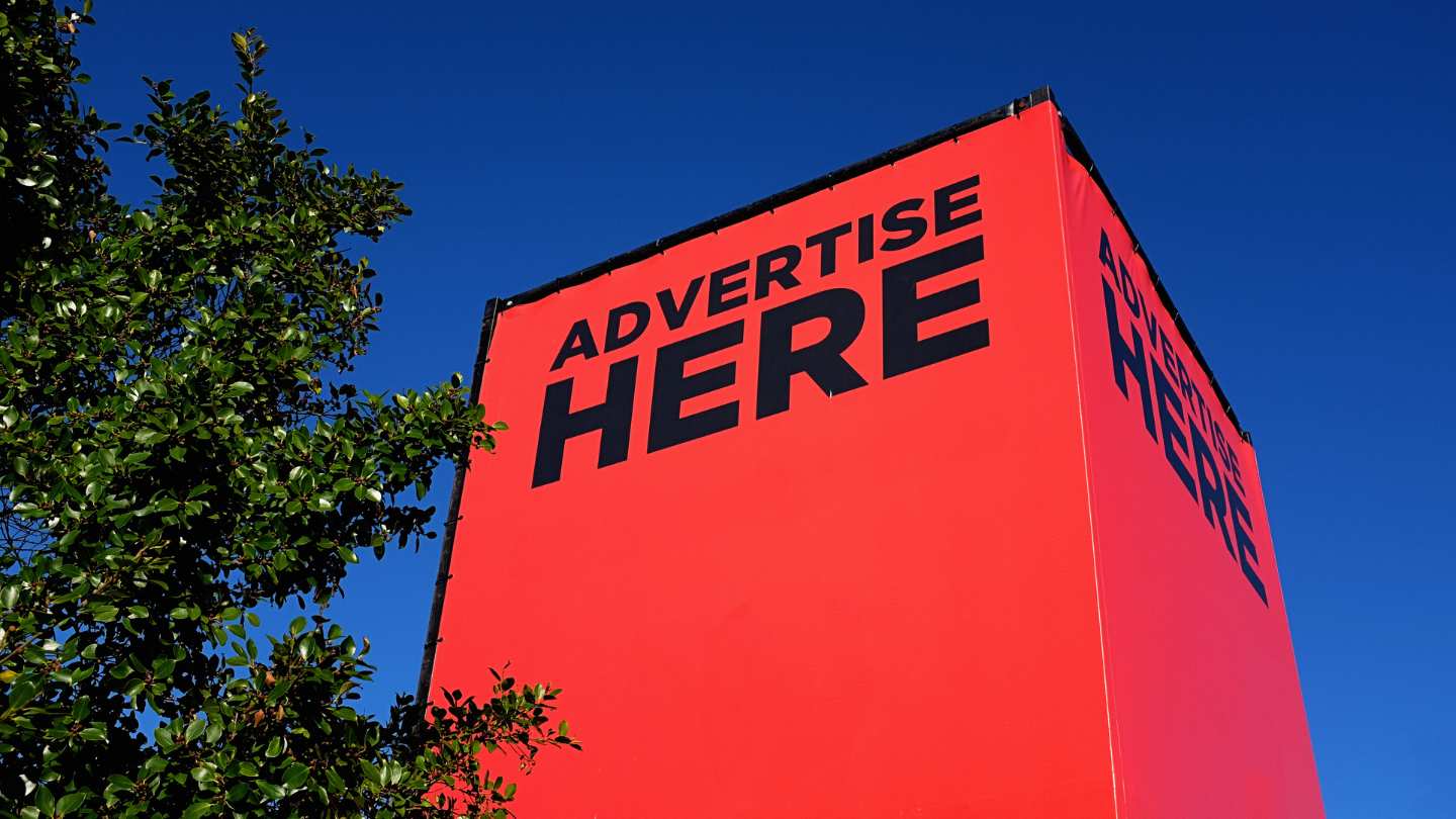 Importance of Advertising in Business: Key Benefits and Insights