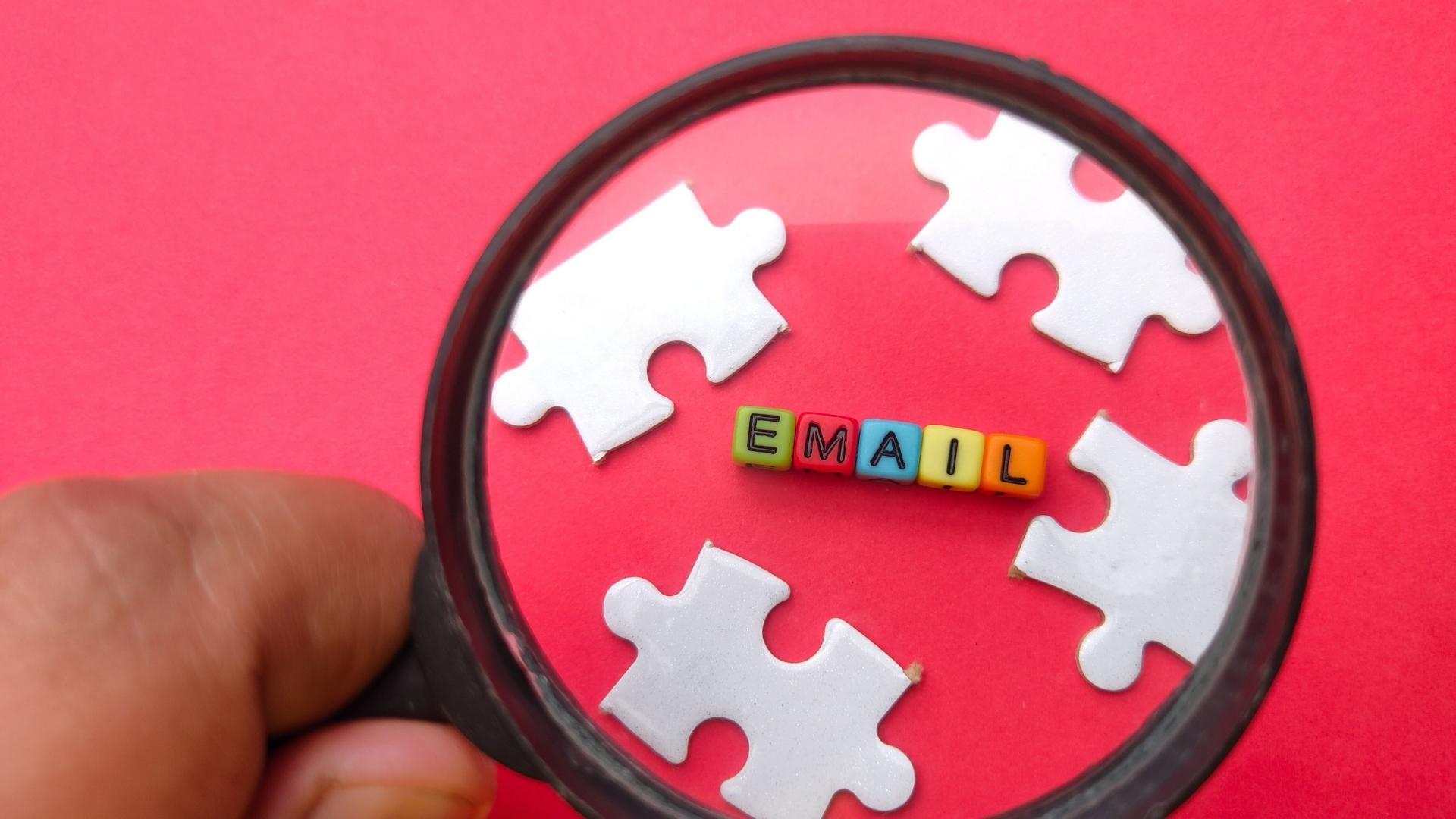 Advantages and Disadvantages of Email Marketing : Tips for Better Communication