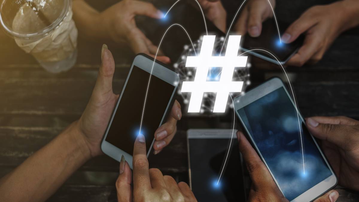 How to Generate Hashtags Using AI Tools