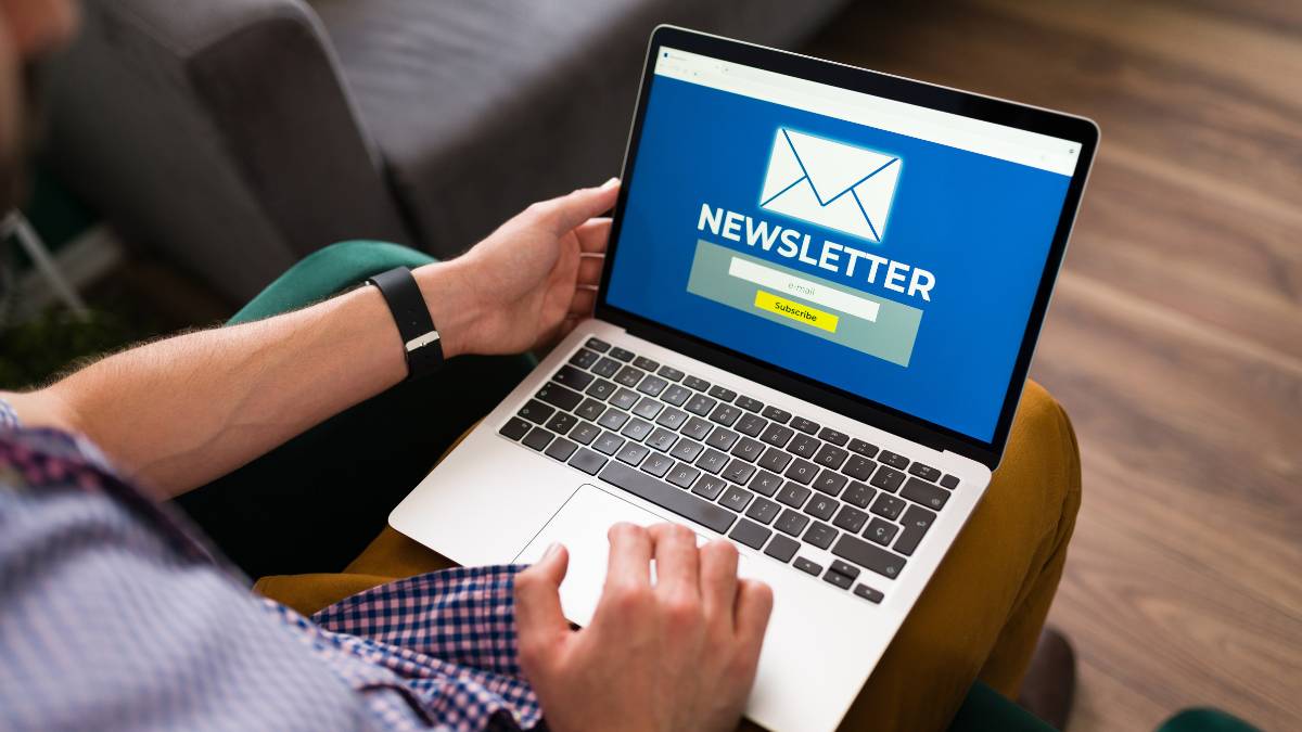 AI prompts for newsletter content