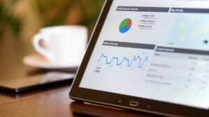 use Google Analytics AI insights