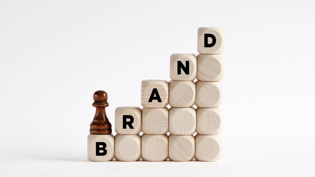 Brand Development Strategy: Frameworks, Messaging, and Growth Tactics