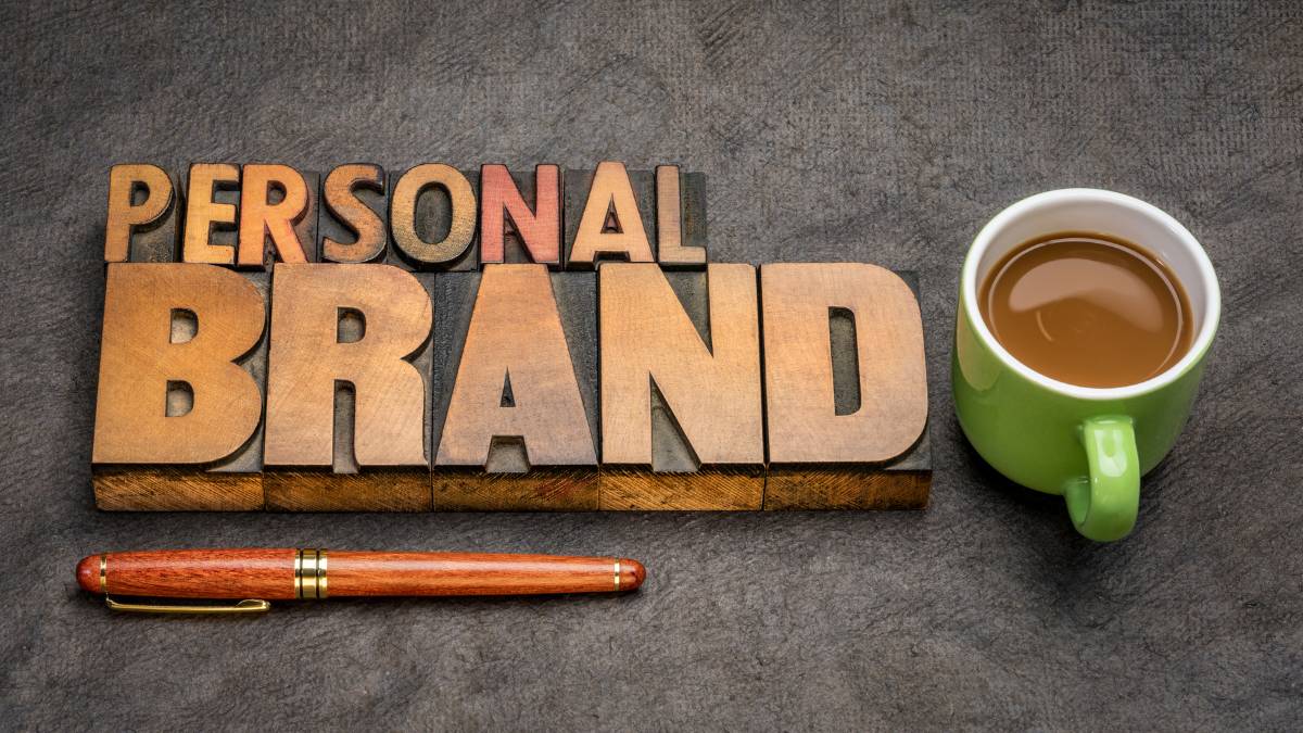 Personal Brand Management: Guide to Build, Manage & Grow 